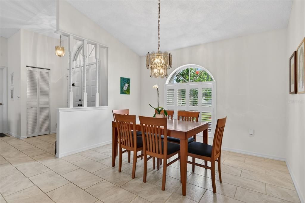 For Sale: $500,000 (3 beds, 2 baths, 2043 Square Feet)