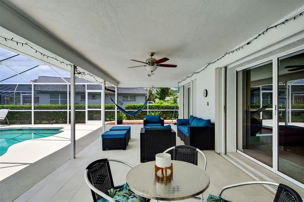 For Sale: $500,000 (3 beds, 2 baths, 2043 Square Feet)