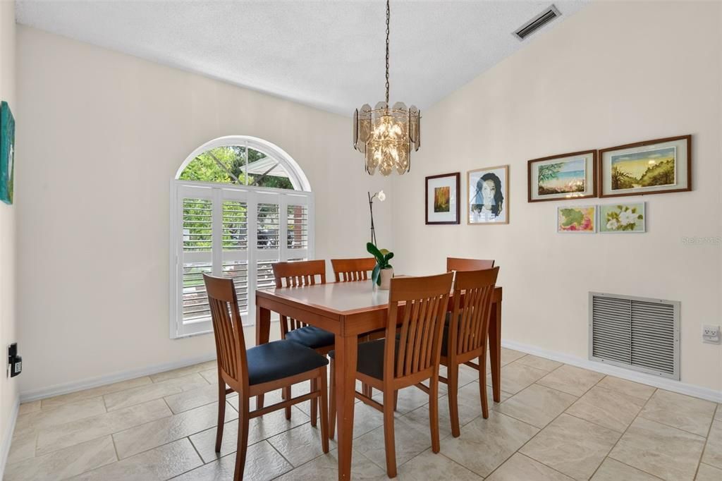 For Sale: $500,000 (3 beds, 2 baths, 2043 Square Feet)