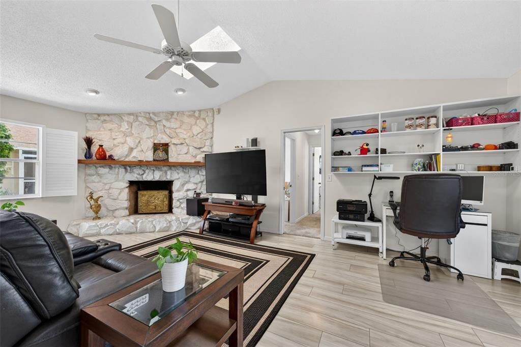 For Sale: $500,000 (3 beds, 2 baths, 2043 Square Feet)