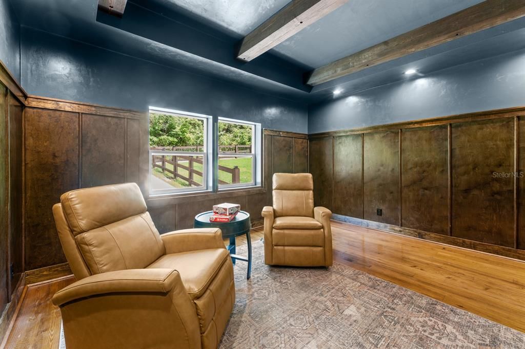 For Sale: $385,000 (3 beds, 3 baths, 1873 Square Feet)