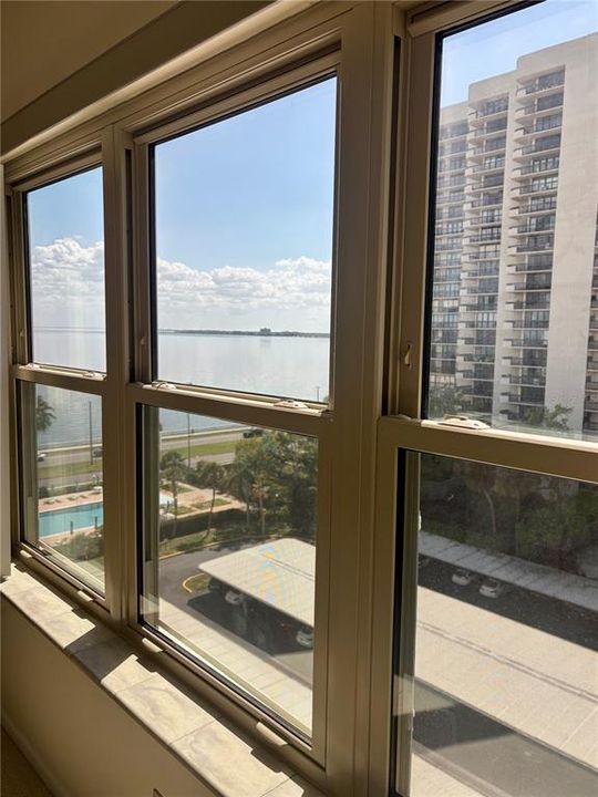 For Rent: $2,350 (2 beds, 2 baths, 1104 Square Feet)