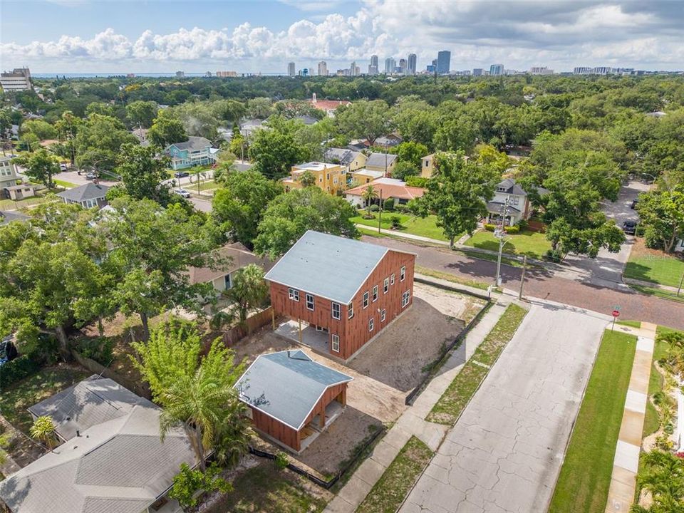 For Sale: $1,695,000 (5 beds, 3 baths, 2876 Square Feet)