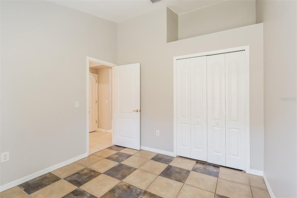 For Sale: $450,000 (3 beds, 2 baths, 1758 Square Feet)
