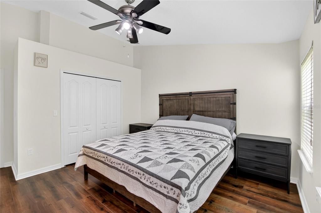En Venta: $269,999 (3 camas, 2 baños, 1594 Pies cuadrados)