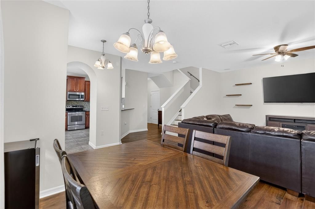 En Venta: $269,999 (3 camas, 2 baños, 1594 Pies cuadrados)