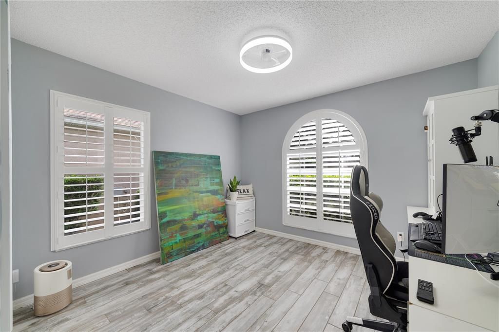 For Sale: $419,500 (3 beds, 2 baths, 1462 Square Feet)
