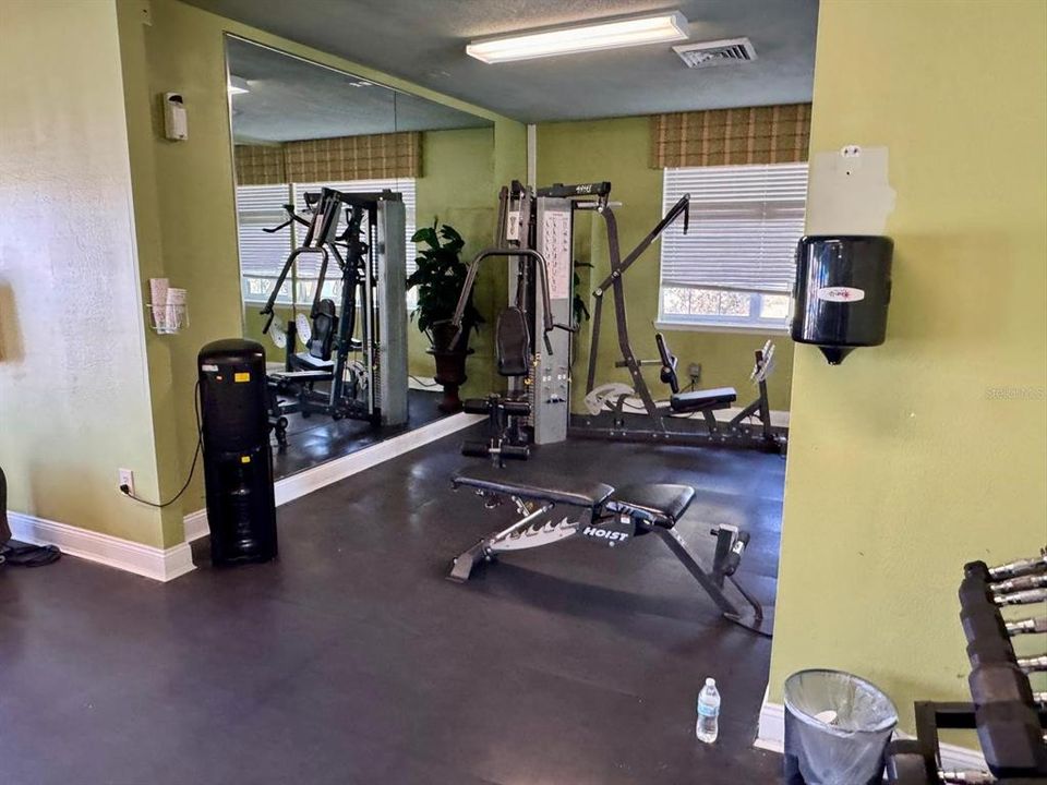 For Sale: $194,900 (2 beds, 2 baths, 1103 Square Feet)