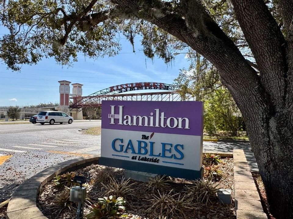 For Sale: $194,900 (2 beds, 2 baths, 1103 Square Feet)