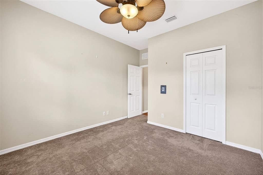 For Sale: $335,000 (3 beds, 2 baths, 1560 Square Feet)
