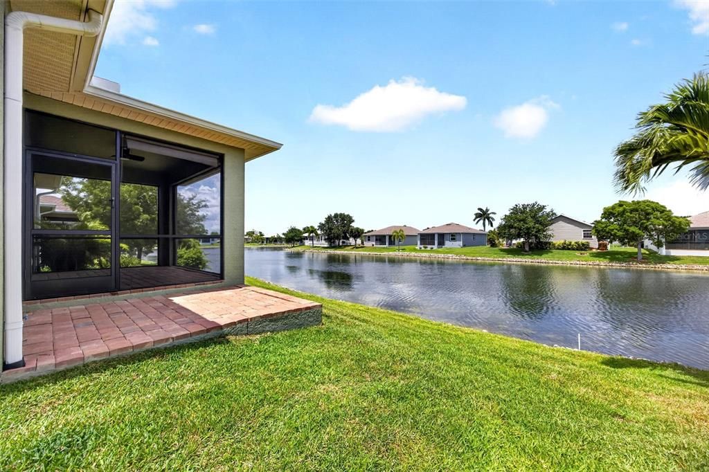 For Sale: $335,000 (3 beds, 2 baths, 1560 Square Feet)