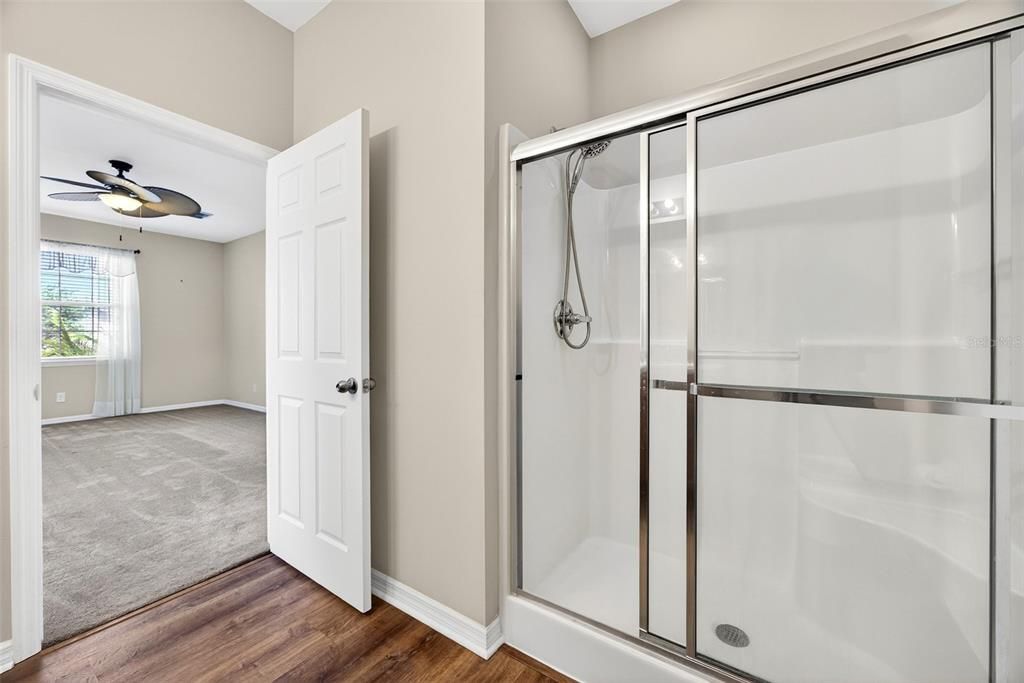 For Sale: $335,000 (3 beds, 2 baths, 1560 Square Feet)