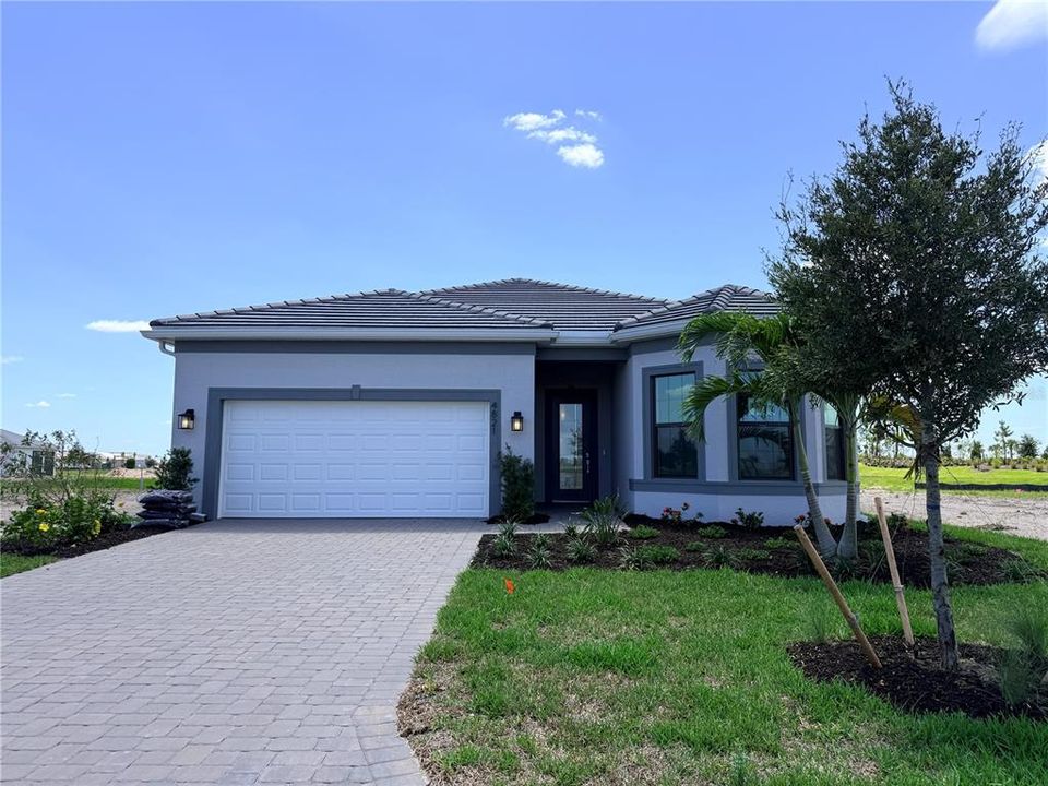 For Sale: $763,960 (3 beds, 2 baths, 2080 Square Feet)