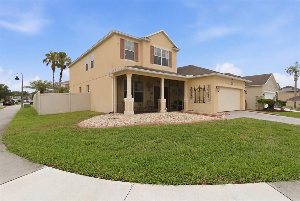 For Sale: $589,900 (5 beds, 3 baths, 3181 Square Feet)