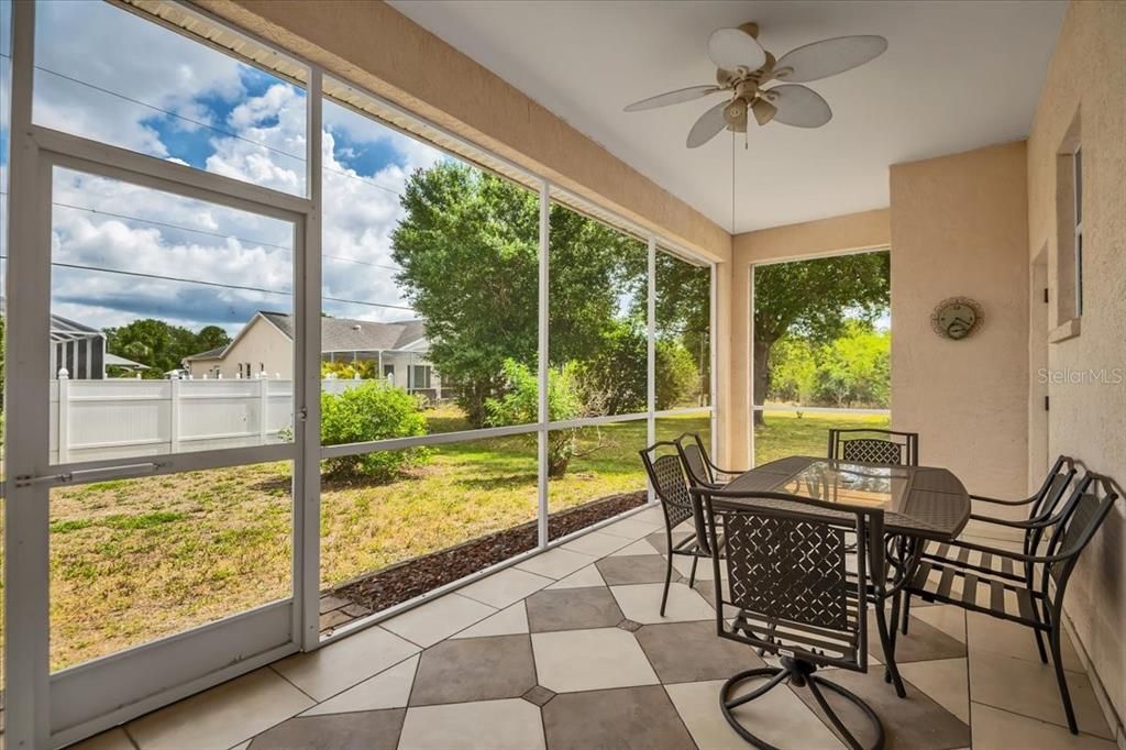 En Venta: $360,000 (3 camas, 2 baños, 2193 Pies cuadrados)