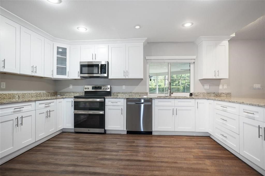 For Rent: $5,400 (5 beds, 3 baths, 3287 Square Feet)