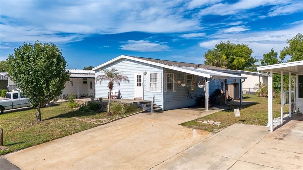 For Sale: $185,000 (2 beds, 2 baths, 1296 Square Feet)