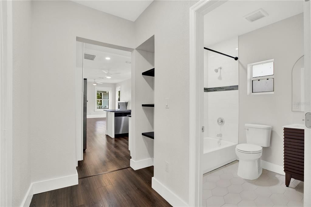 En Venta: $579,995 (4 camas, 3 baños, 1467 Pies cuadrados)