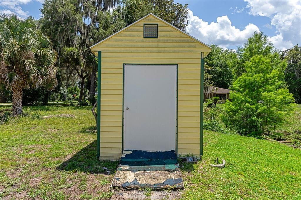 For Sale: $269,900 (3 beds, 2 baths, 1243 Square Feet)