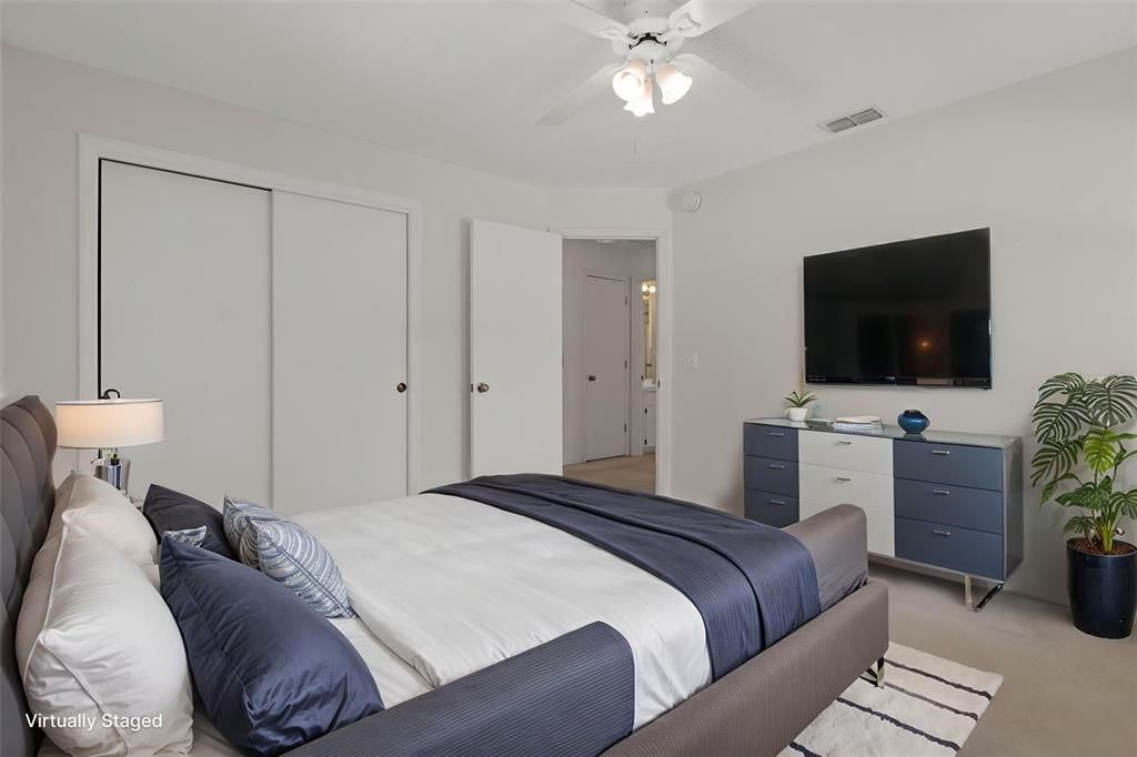 For Sale: $269,900 (3 beds, 2 baths, 1243 Square Feet)