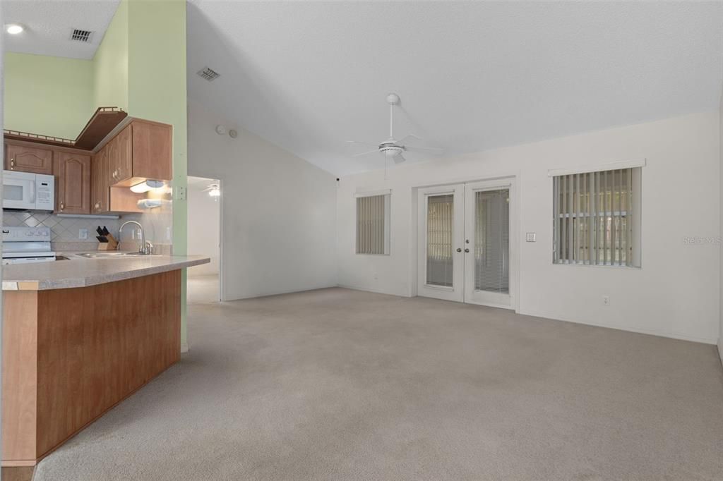 For Sale: $269,900 (3 beds, 2 baths, 1243 Square Feet)