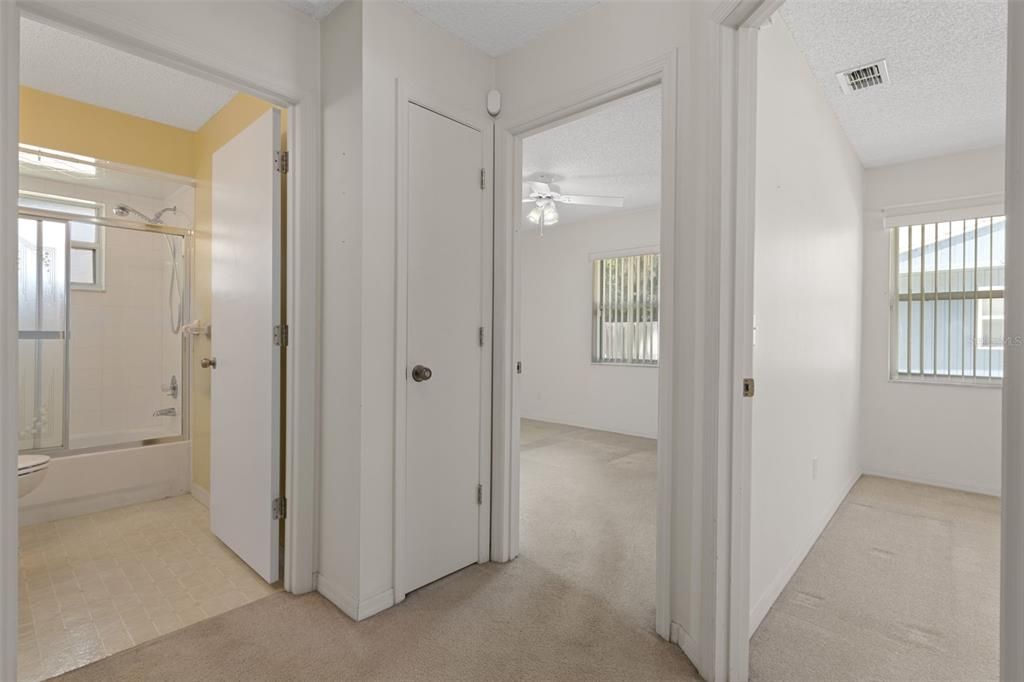 For Sale: $269,900 (3 beds, 2 baths, 1243 Square Feet)