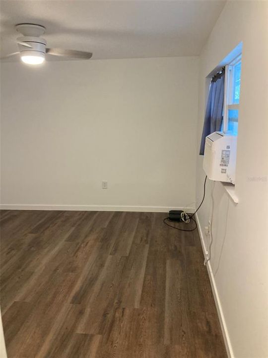 For Rent: $2,000 (2 beds, 1 baths, 1000 Square Feet)