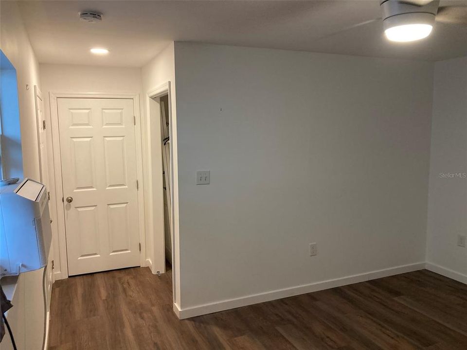 For Rent: $2,000 (2 beds, 1 baths, 1000 Square Feet)