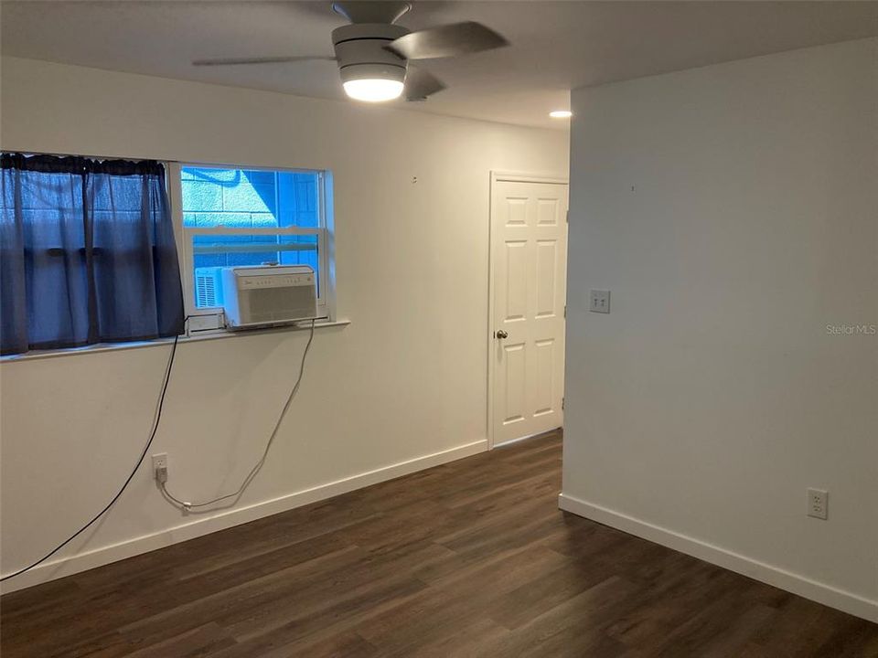 For Rent: $2,000 (2 beds, 1 baths, 1000 Square Feet)