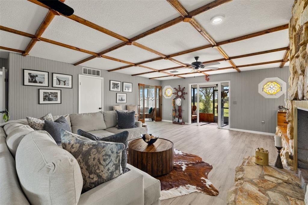 For Sale: $1,015,000 (3 beds, 2 baths, 3632 Square Feet)