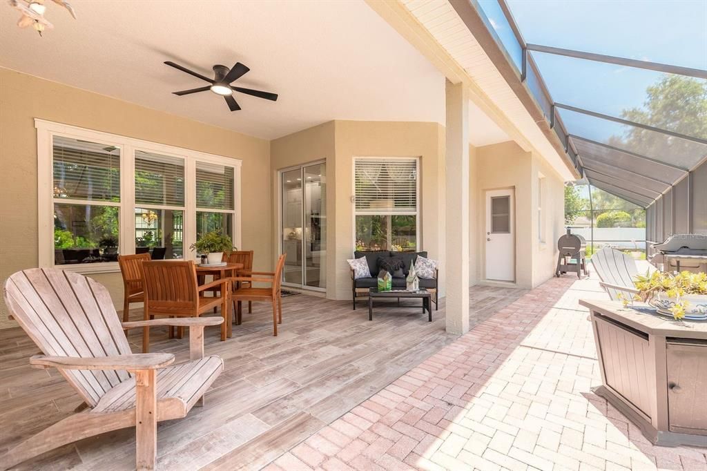 For Sale: $650,000 (3 beds, 2 baths, 2455 Square Feet)