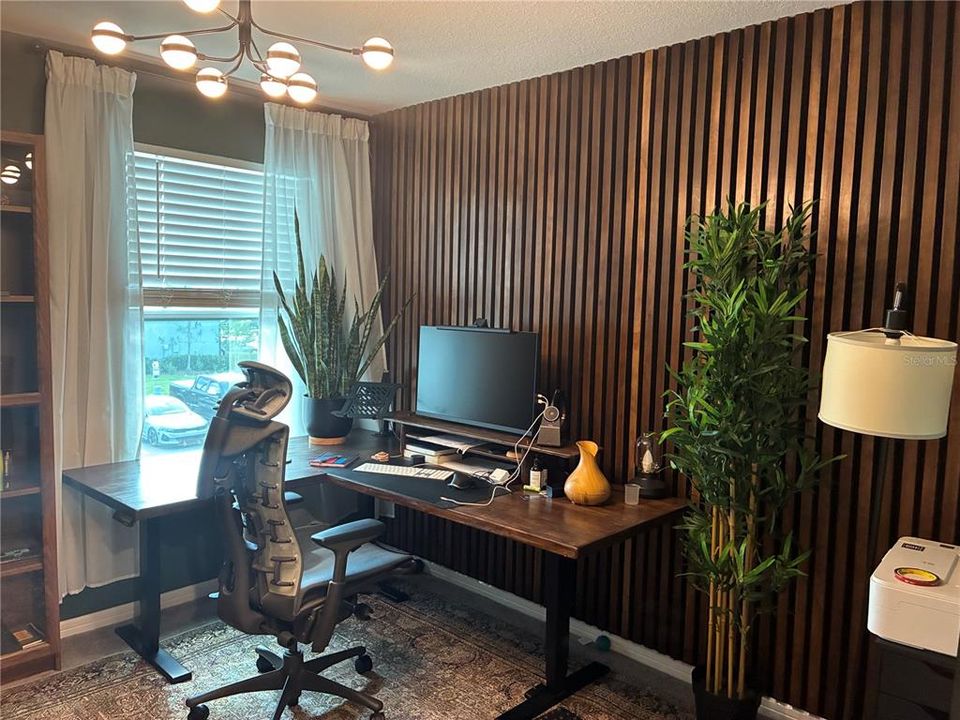 For Rent: $2,400 (3 beds, 2 baths, 1762 Square Feet)