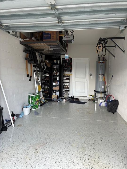 For Rent: $2,400 (3 beds, 2 baths, 1762 Square Feet)