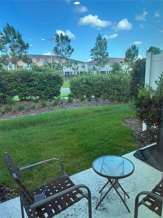 For Rent: $2,400 (3 beds, 2 baths, 1762 Square Feet)