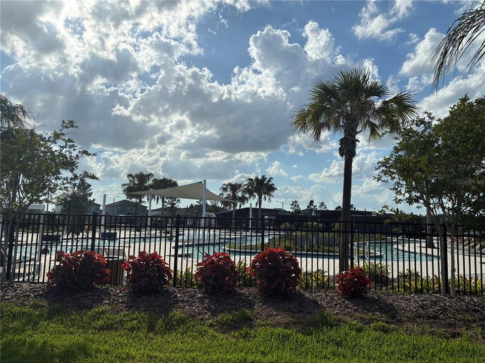 For Rent: $2,400 (3 beds, 2 baths, 1762 Square Feet)