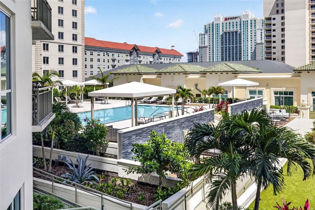 For Rent: $4,500 (2 beds, 2 baths, 1242 Square Feet)