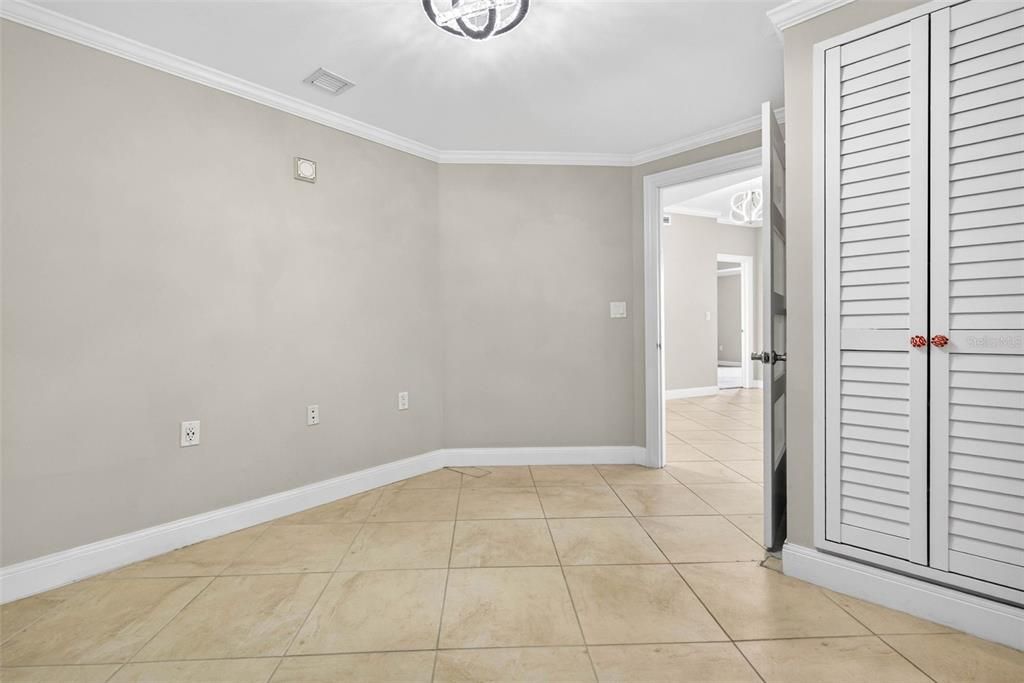 For Rent: $4,500 (2 beds, 2 baths, 1242 Square Feet)