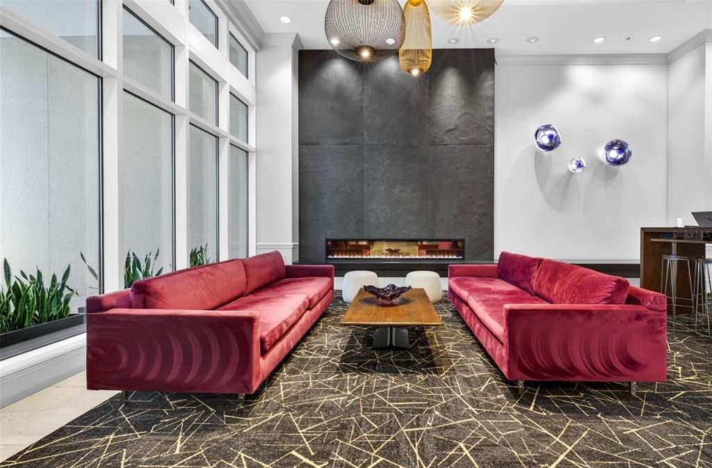 For Rent: $4,500 (2 beds, 2 baths, 1242 Square Feet)