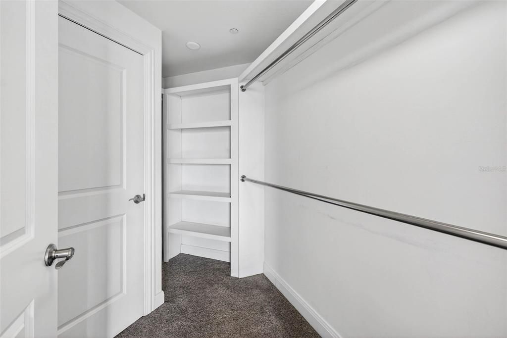 For Rent: $4,500 (2 beds, 2 baths, 1242 Square Feet)