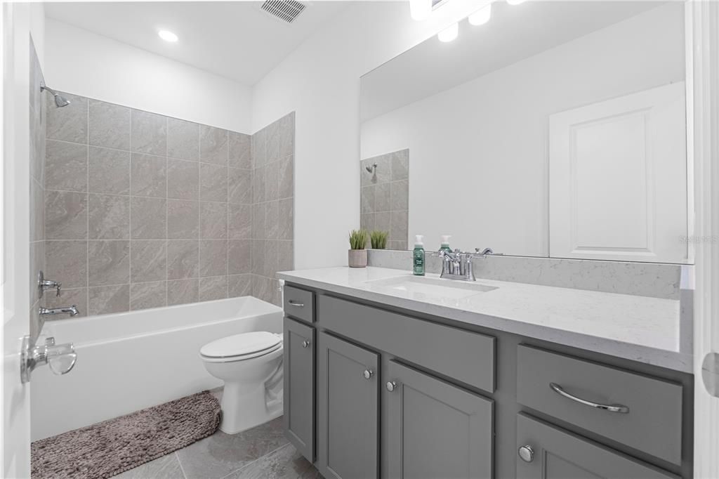 For Rent: $2,800 (4 beds, 2 baths, 1580 Square Feet)