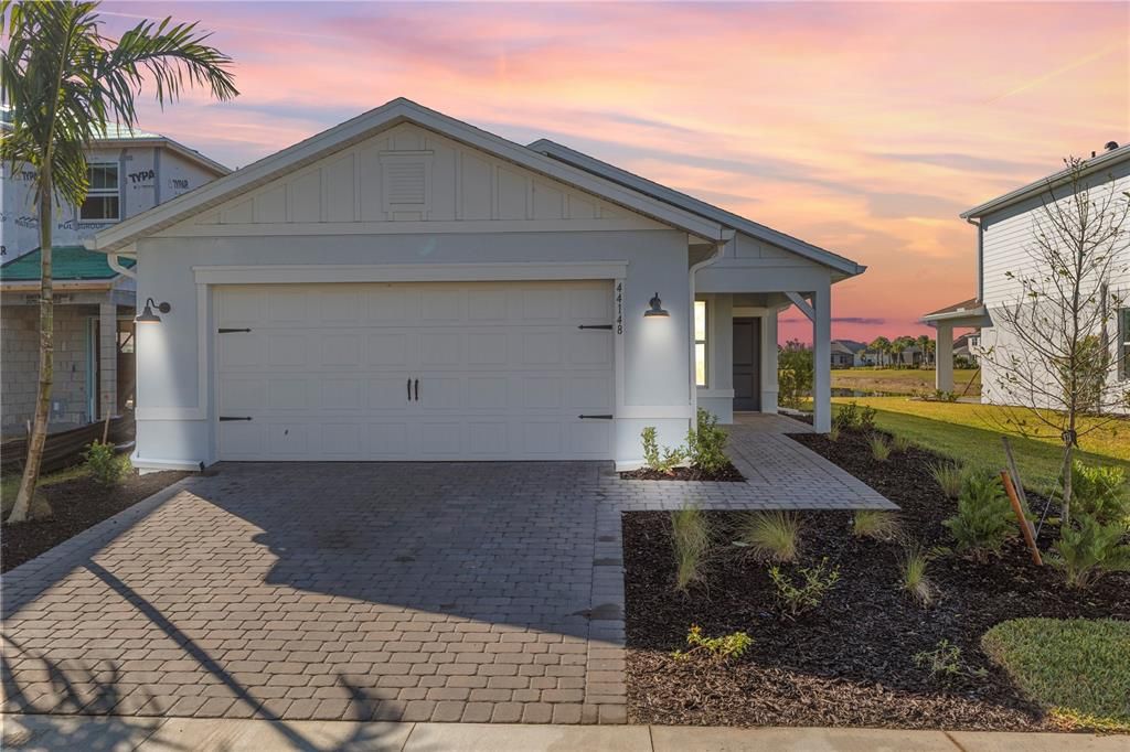 For Rent: $2,800 (4 beds, 2 baths, 1580 Square Feet)