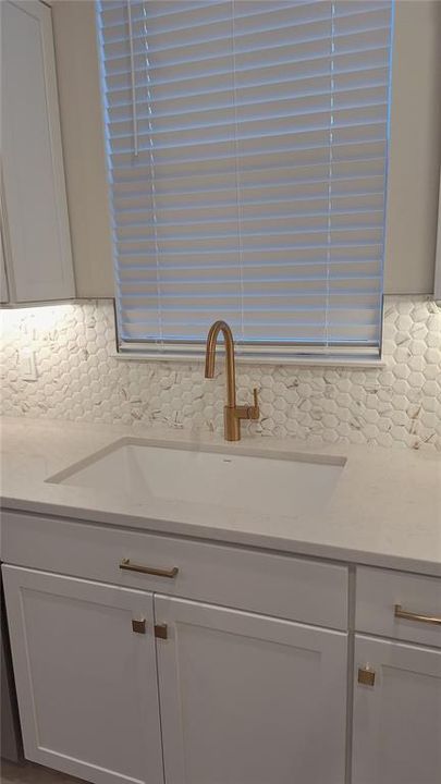 Active With Contract: $2,495 (4 beds, 2 baths, 1850 Square Feet)