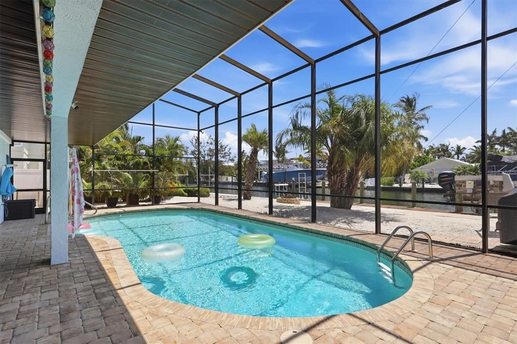 For Sale: $2,499,900 (4 beds, 4 baths, 2826 Square Feet)