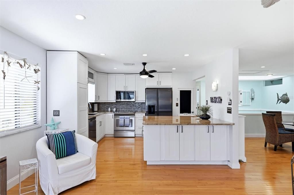For Sale: $2,499,900 (4 beds, 4 baths, 2826 Square Feet)