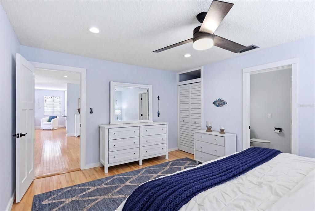 For Sale: $2,499,900 (4 beds, 4 baths, 2826 Square Feet)