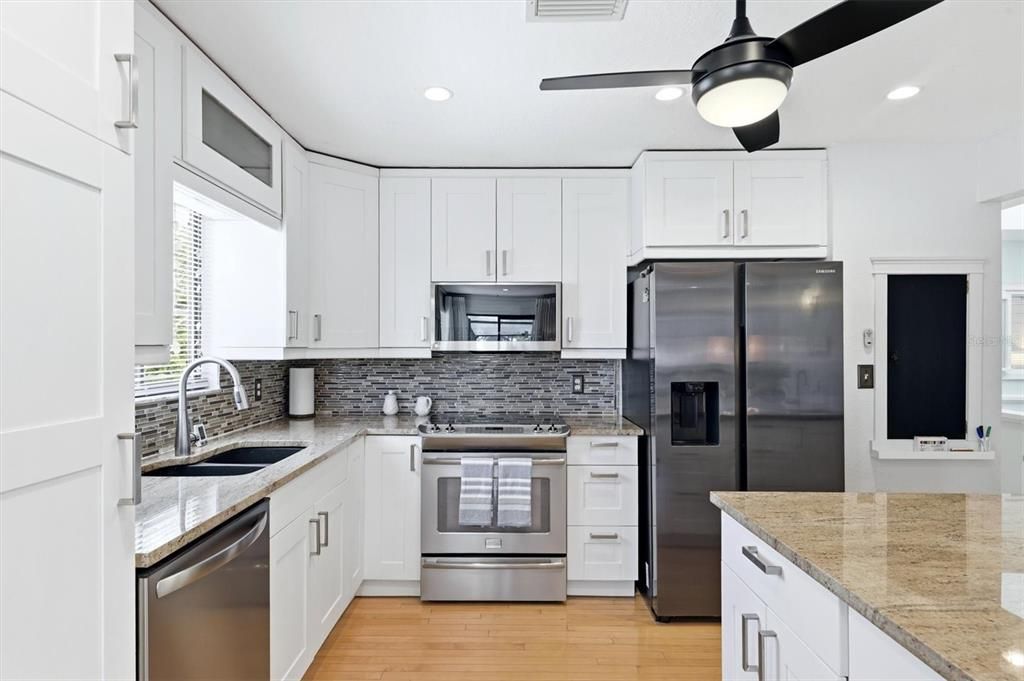 For Sale: $2,499,900 (4 beds, 4 baths, 2826 Square Feet)