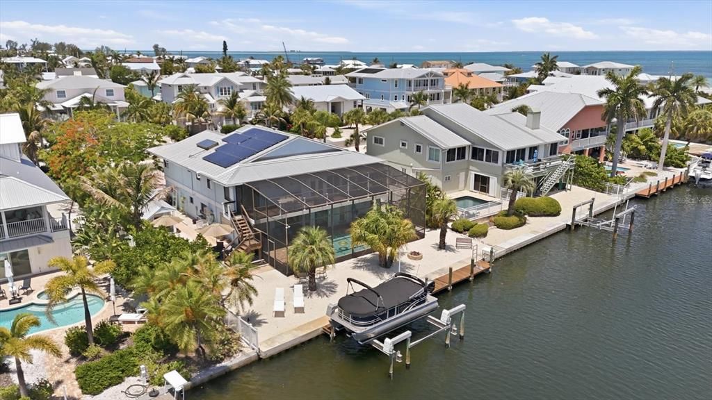 For Sale: $2,499,900 (4 beds, 4 baths, 2826 Square Feet)