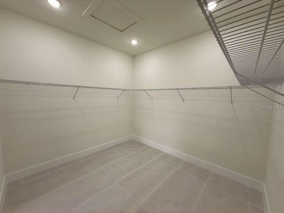 En Renta: $3,200 (4 camas, 3 baños, 2286 Pies cuadrados)