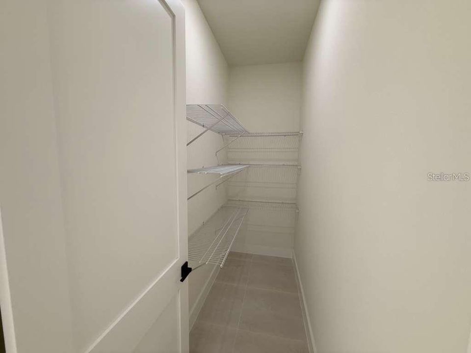 En Renta: $3,200 (4 camas, 3 baños, 2286 Pies cuadrados)