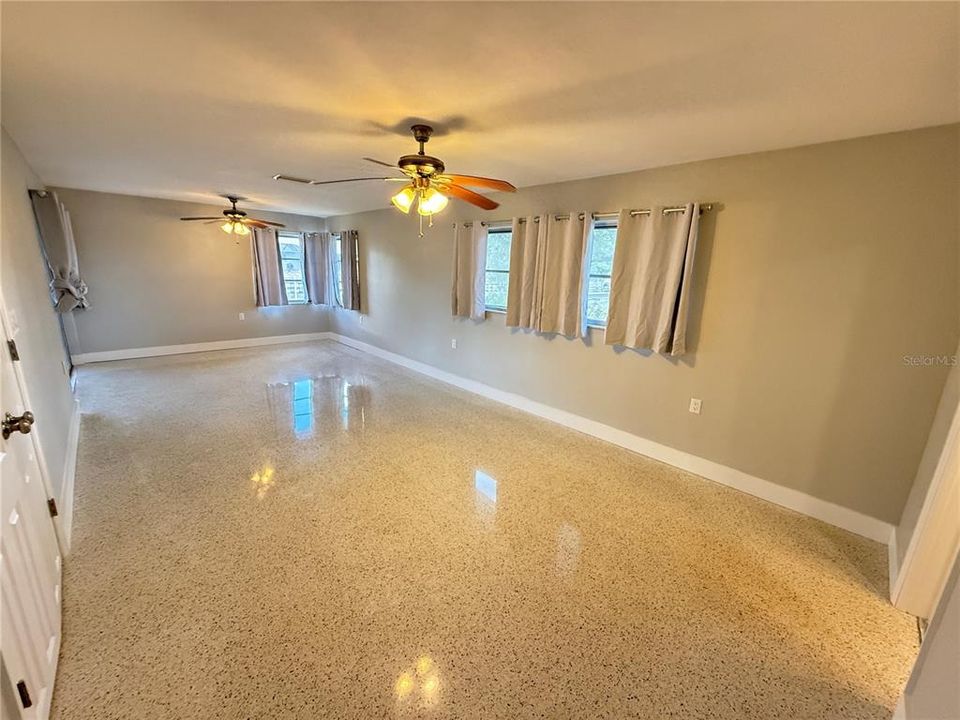 For Rent: $3,800 (4 beds, 3 baths, 2475 Square Feet)